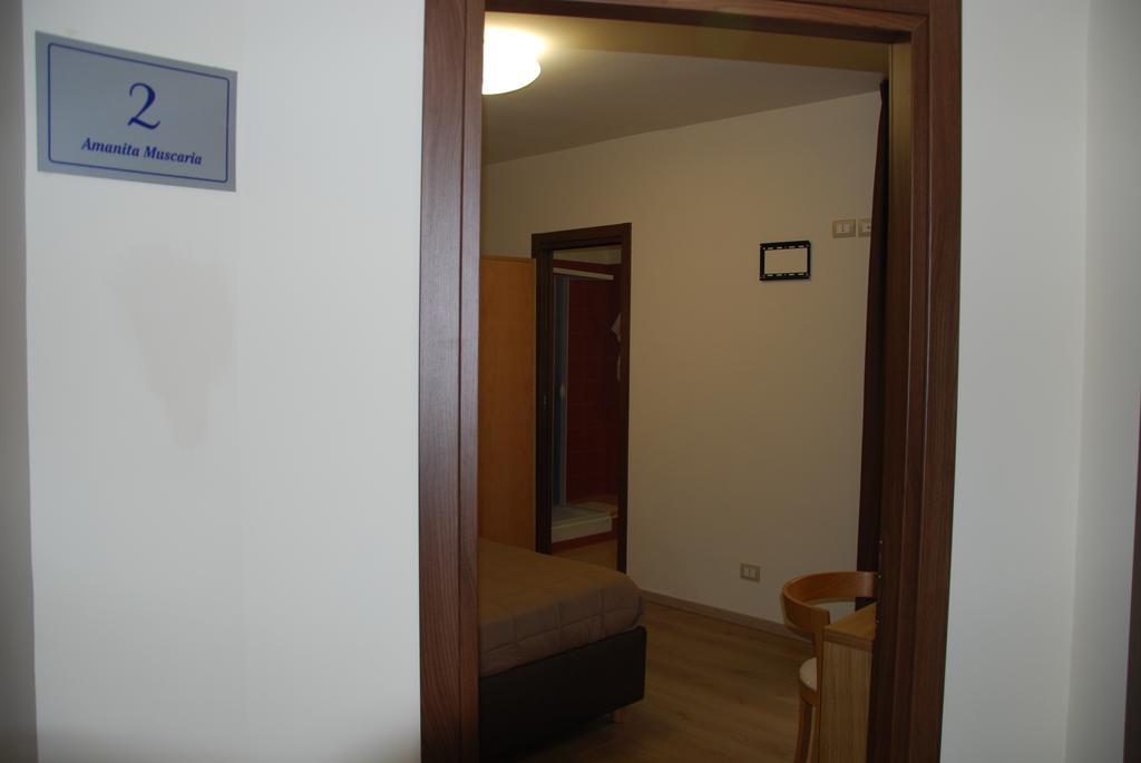 Guest House Caracas Lorica Eksteriør billede